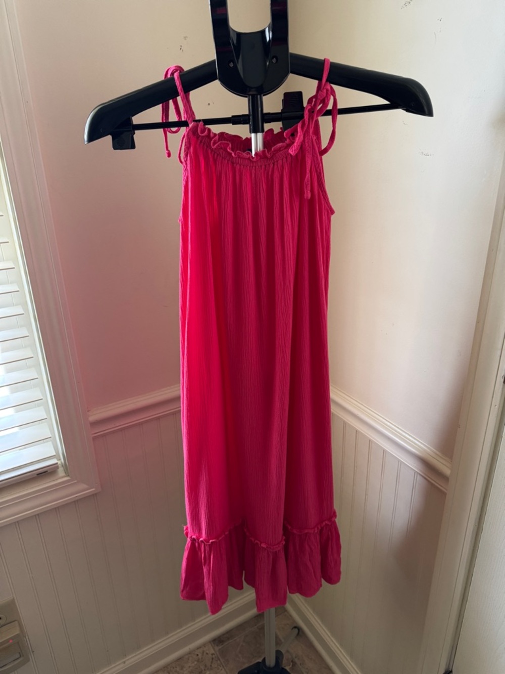 Women’s Paradise Pink Sleeveless Dress Size Small